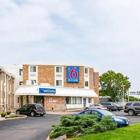 Motel 6 Minneapolis Airport - Mall Of America Εξωτερικό φωτογραφία