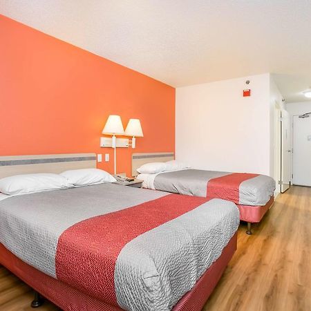 Motel 6 Minneapolis Airport - Mall Of America Εξωτερικό φωτογραφία