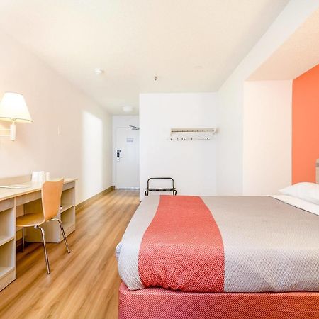 Motel 6 Minneapolis Airport - Mall Of America Εξωτερικό φωτογραφία