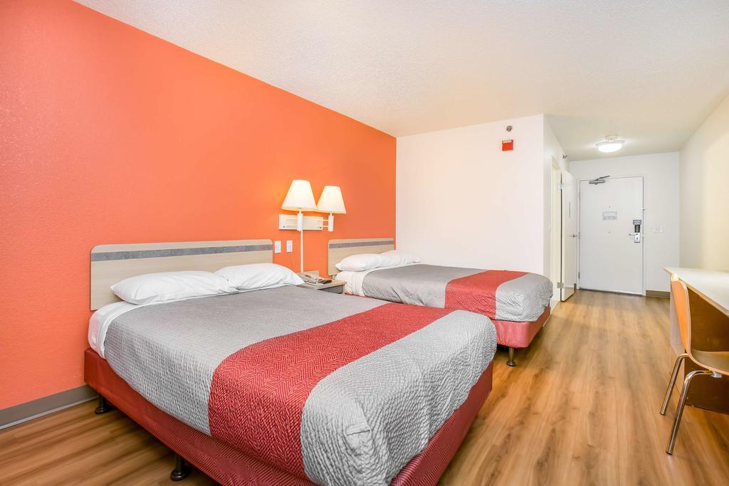 Motel 6 Minneapolis Airport - Mall Of America Εξωτερικό φωτογραφία