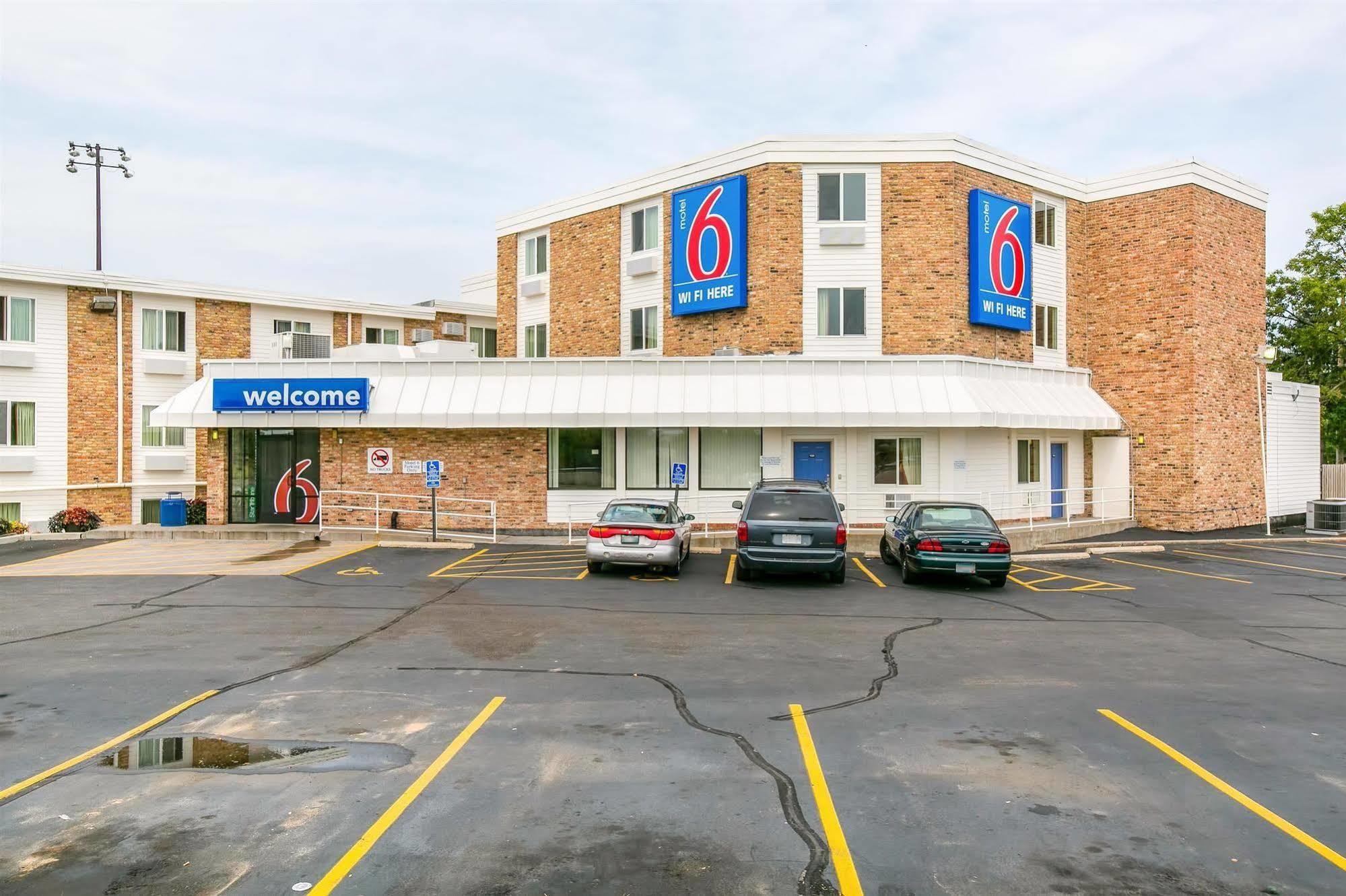 Motel 6 Minneapolis Airport - Mall Of America Εξωτερικό φωτογραφία