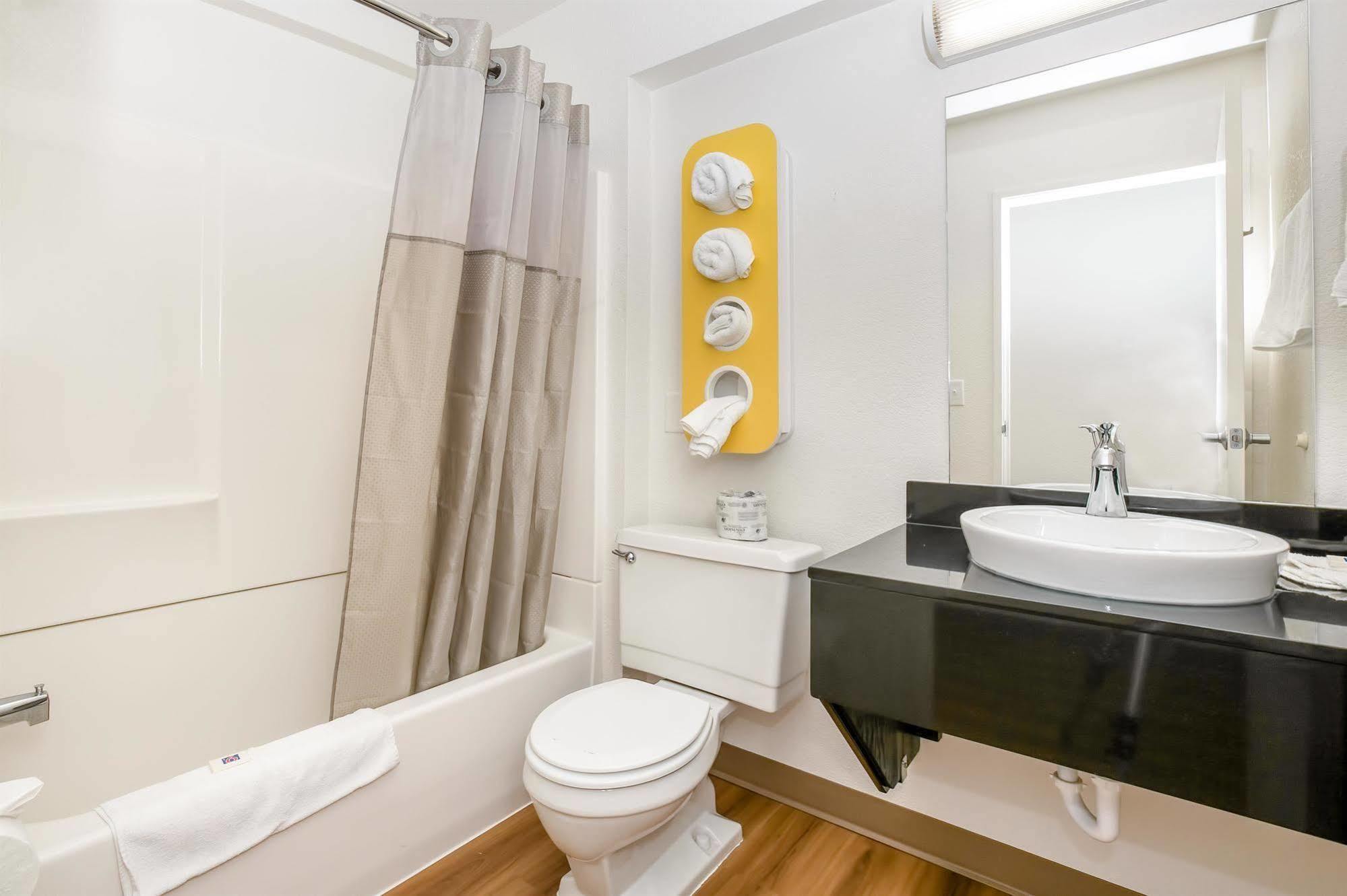 Motel 6 Minneapolis Airport - Mall Of America Εξωτερικό φωτογραφία