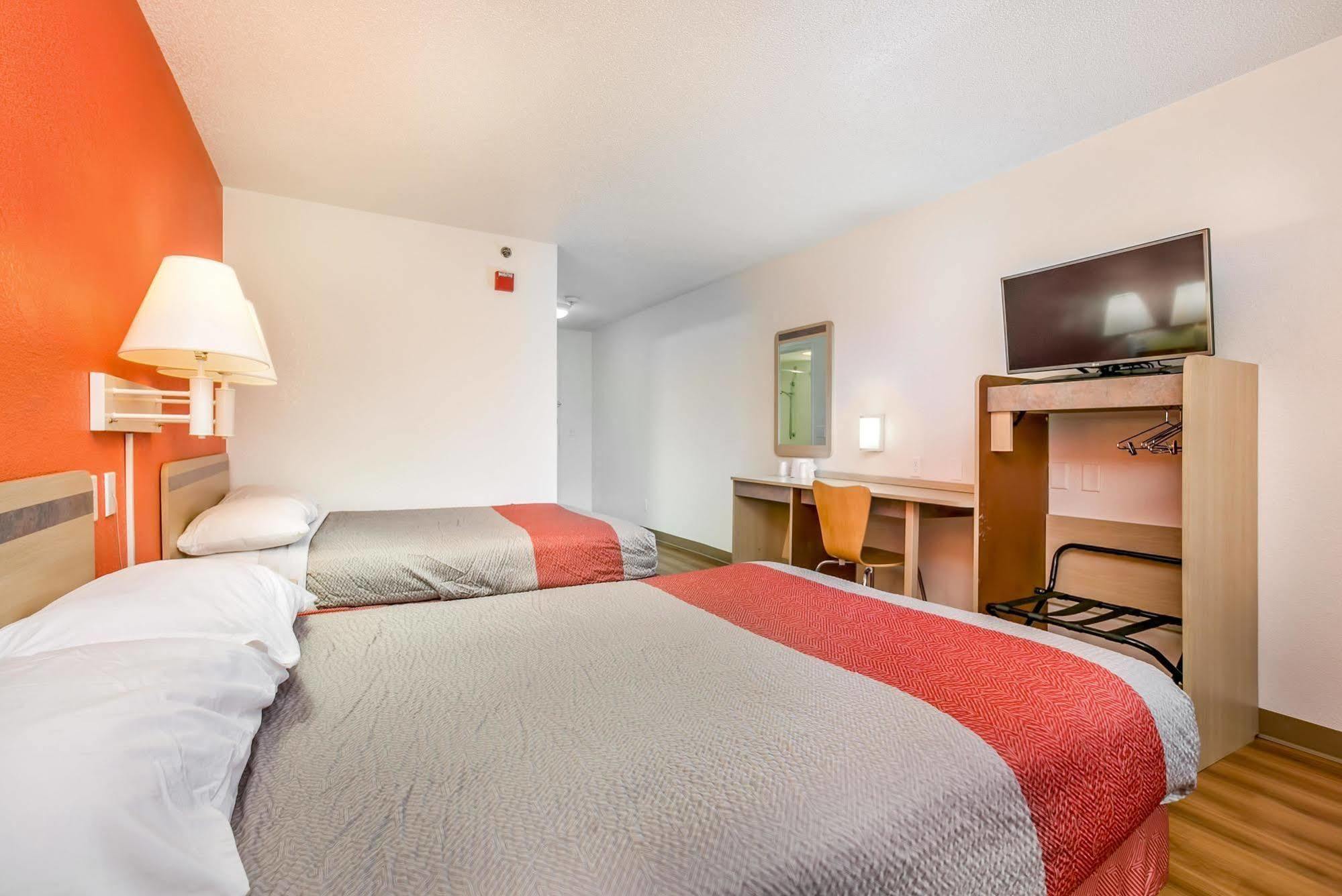 Motel 6 Minneapolis Airport - Mall Of America Εξωτερικό φωτογραφία