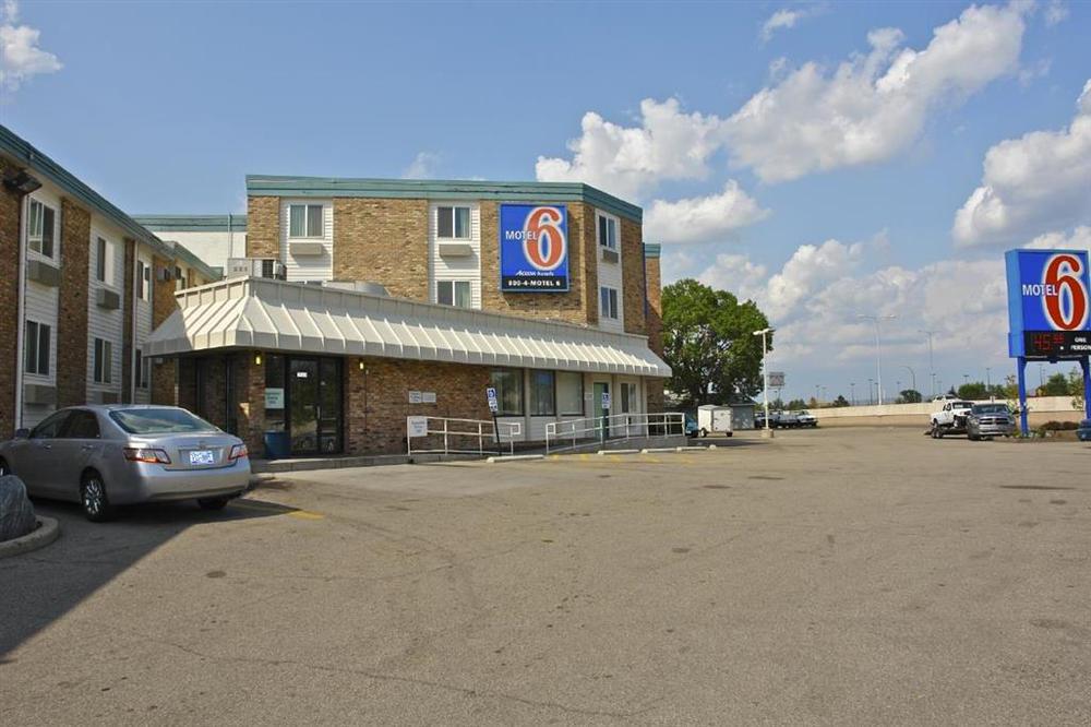 Motel 6 Minneapolis Airport - Mall Of America Ανέσεις φωτογραφία